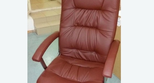 Обтяжка офисного кресла. Куровское